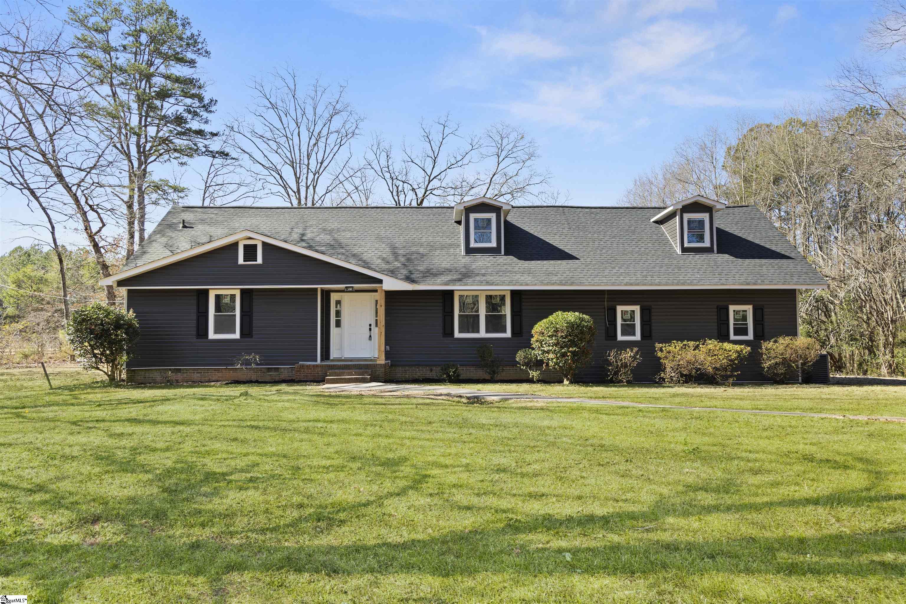 267 Catherine Lane Seneca, SC 29678 - Photo 2 of 18