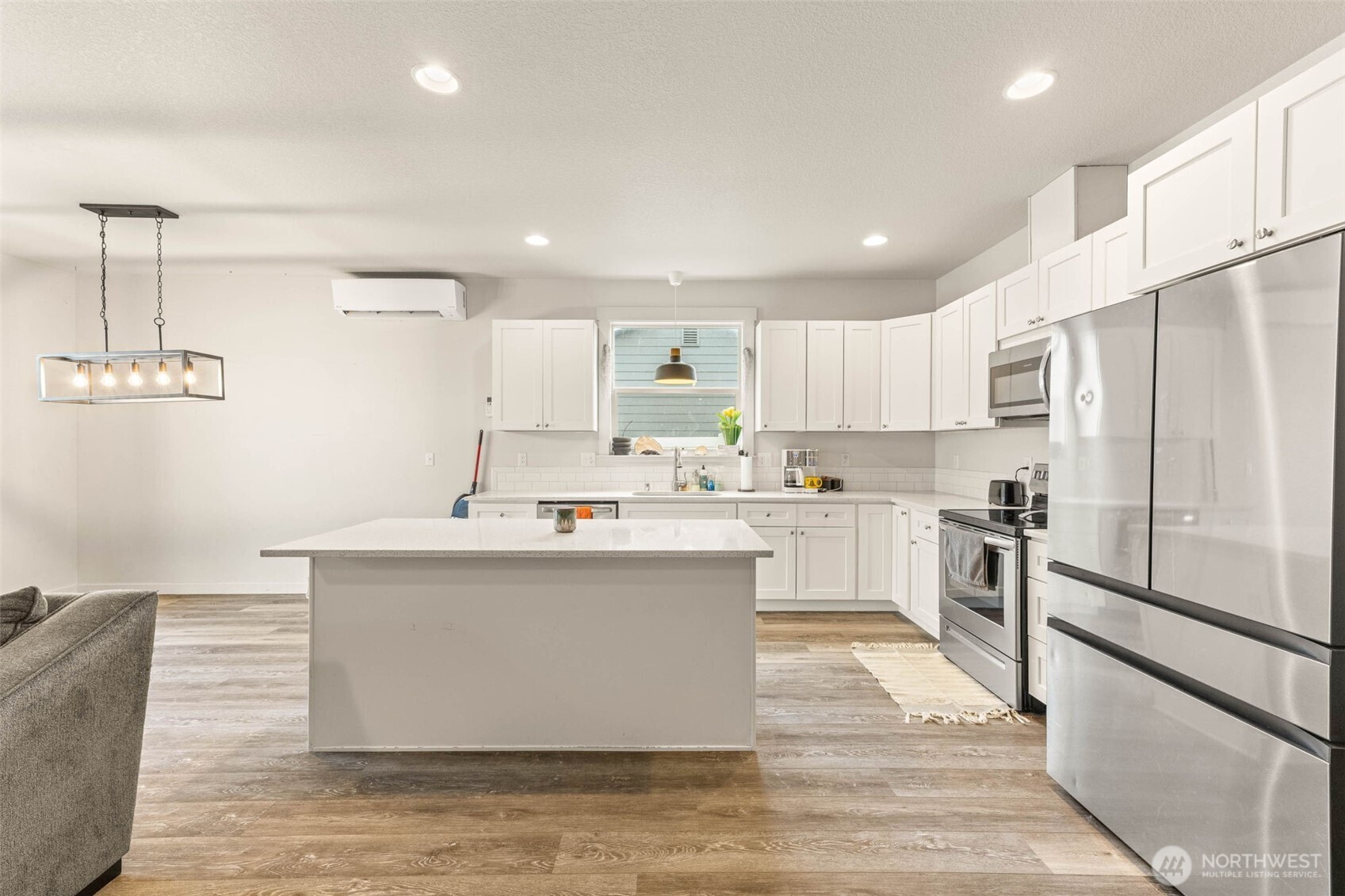 817 B Street Vader, WA 98593 - Photo 5 of 33