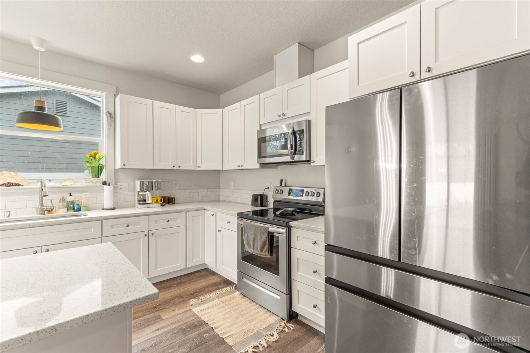 817 B Street Vader, WA 98593 - Photo 7 of 33