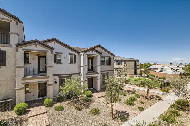 $374,900 | 489 Filaree Place, Henderson, NV 89015