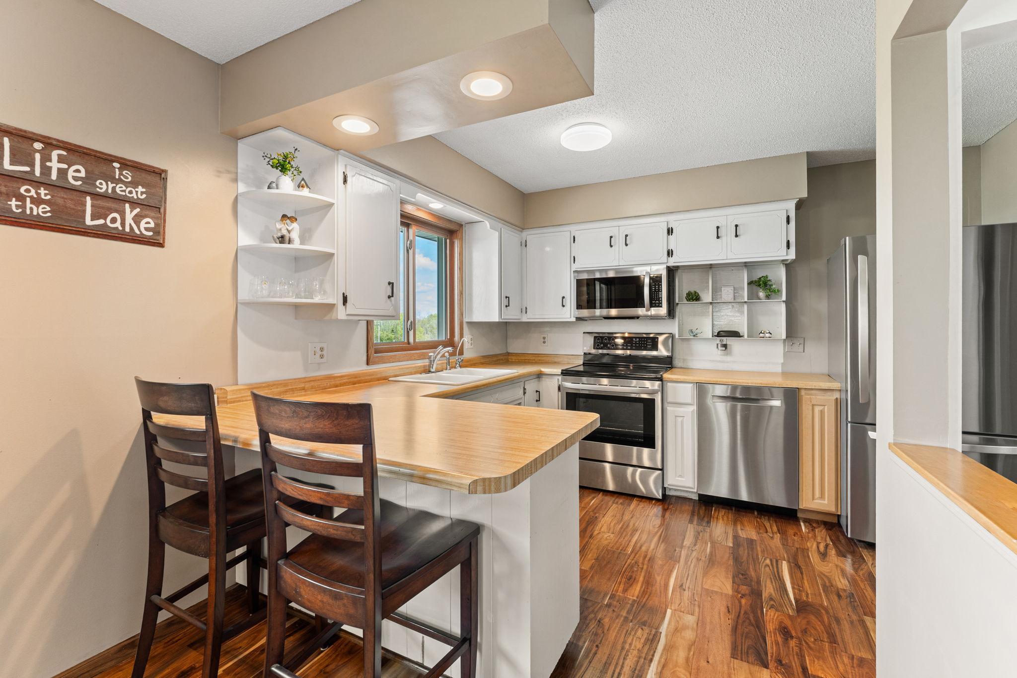9285 Parley Lake Road Waconia, MN 55387 - Photo 23 of 54