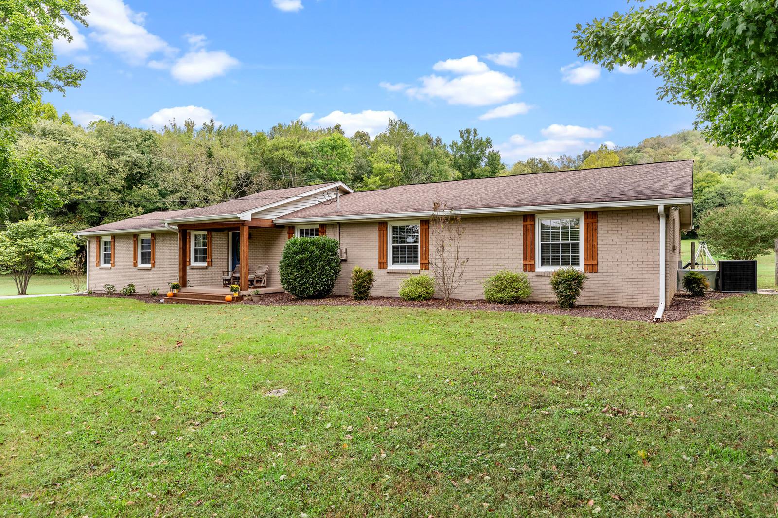 9547 South Harpeth Road Nashville, TN 37221 - Photo 1 of 28 Welcome home to 9547 S Harpet