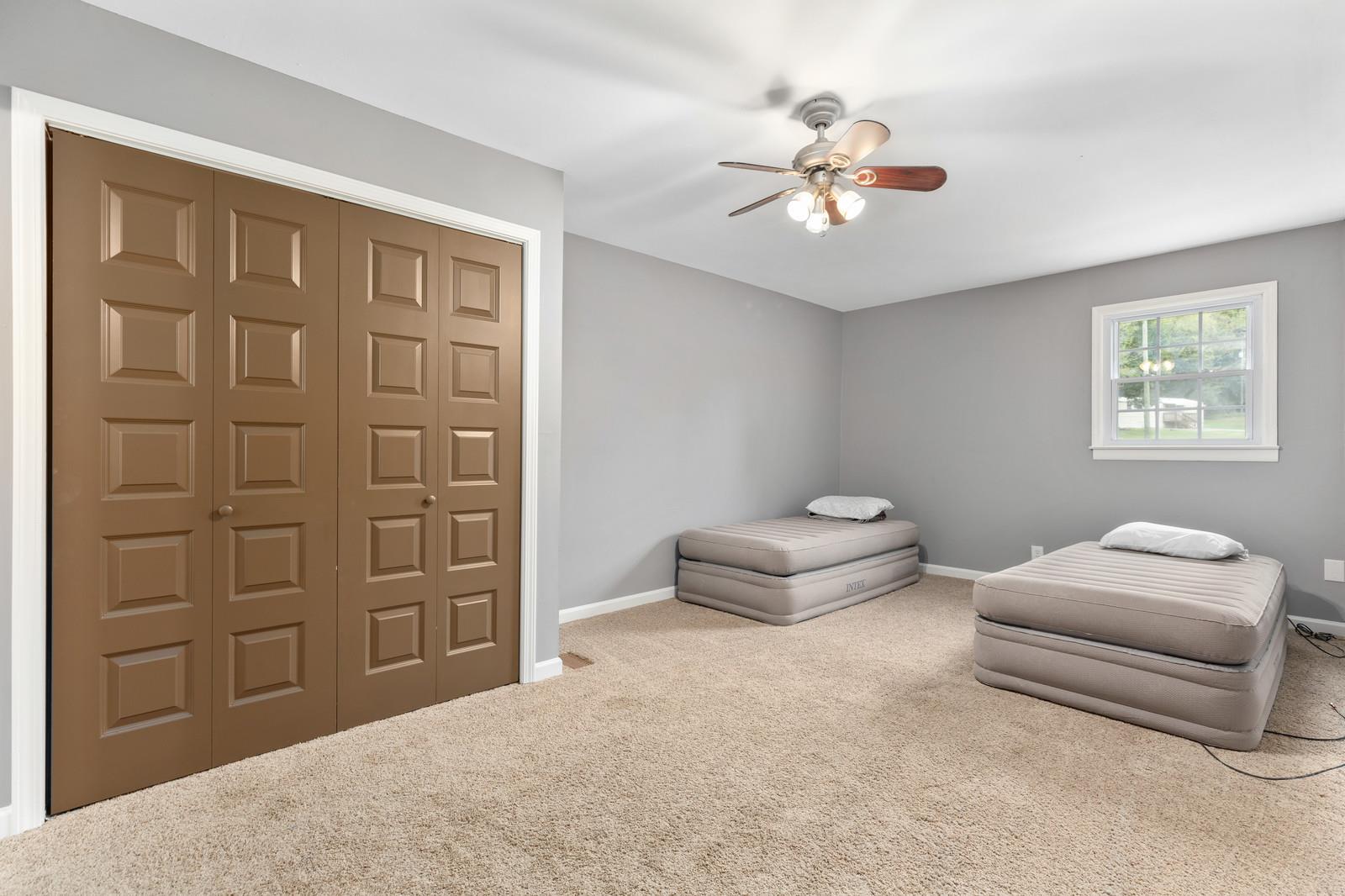 9547 South Harpeth Road Nashville, TN 37221 - Photo 11 of 28 Bedroom in mother in law suie