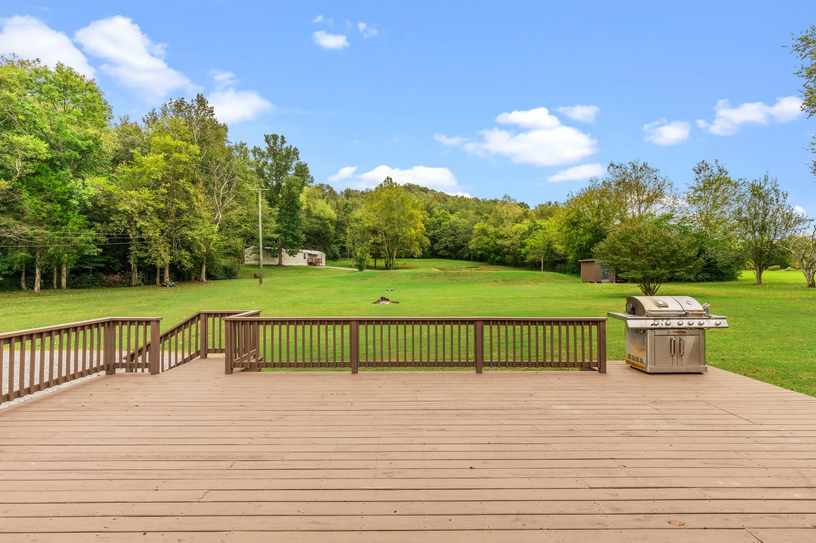 9547 South Harpeth Road Nashville, TN 37221 - Photo 20 of 28 Huge deck for entertaining