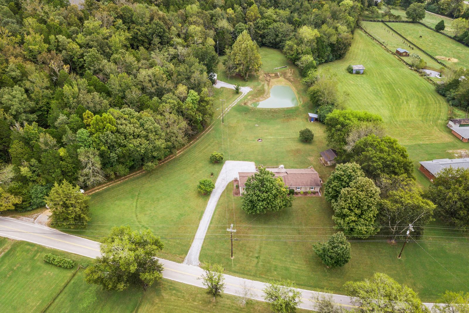 9547 South Harpeth Road Nashville, TN 37221 - Photo 24 of 28 Your own private oasis close to the city