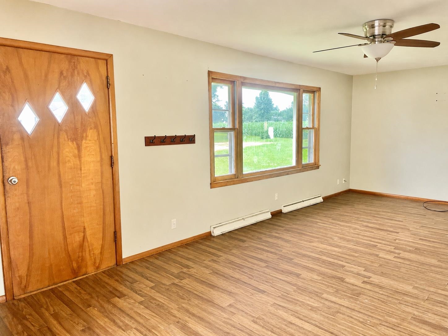 308 West Logan Street Forreston, IL 61030 - Photo 5 of 15