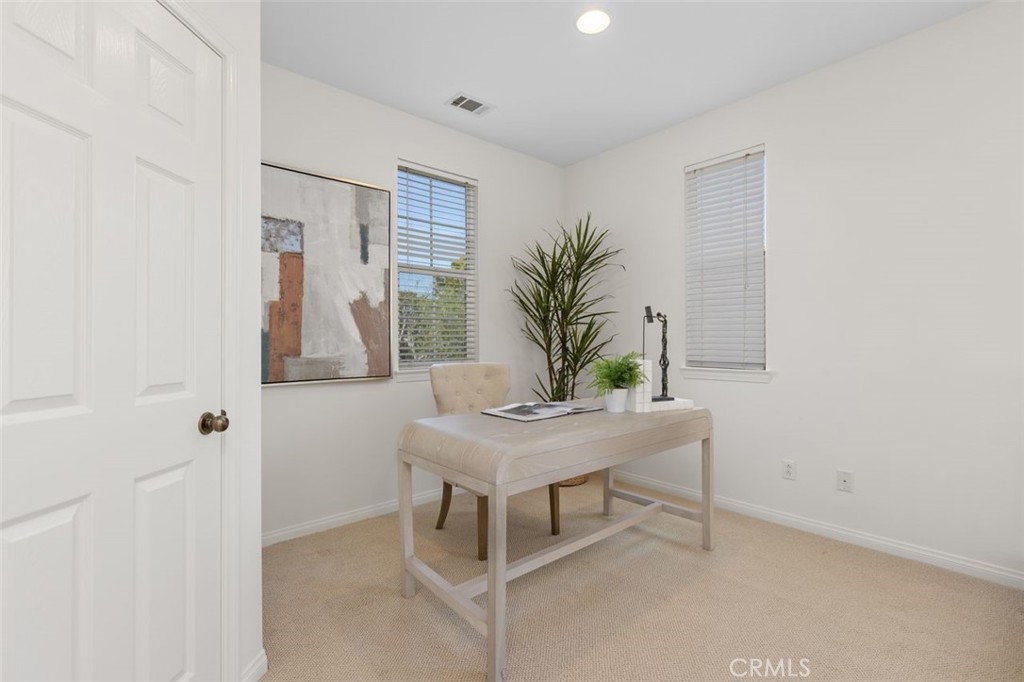 152 Treehouse Irvine, CA 92603 - Photo 25 of 71