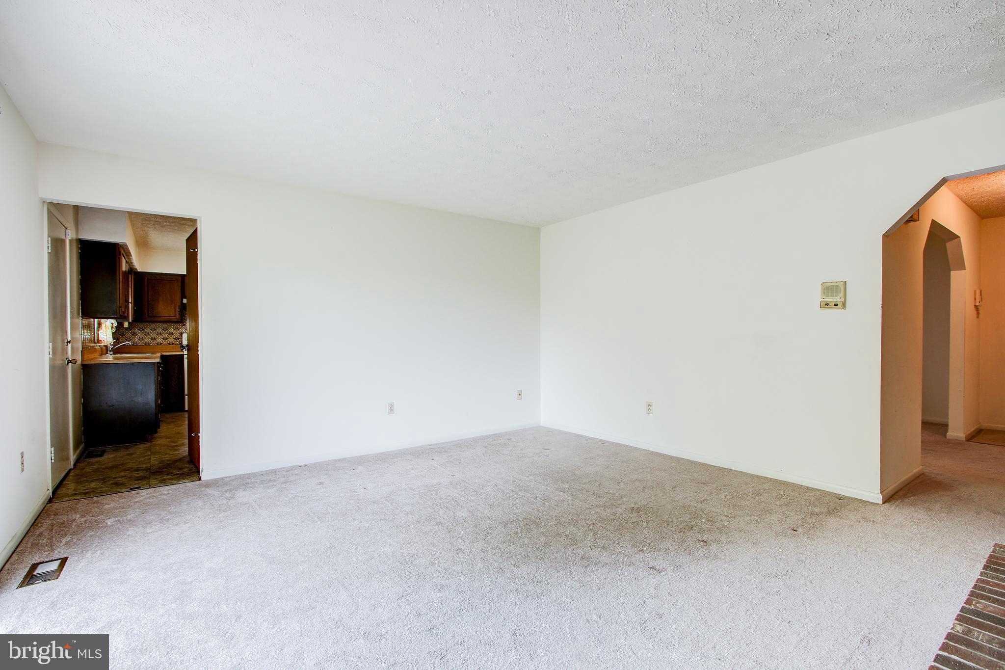 5045 Green Bridge Road Dayton, MD 21036 - Photo 21 of 47 Family Room