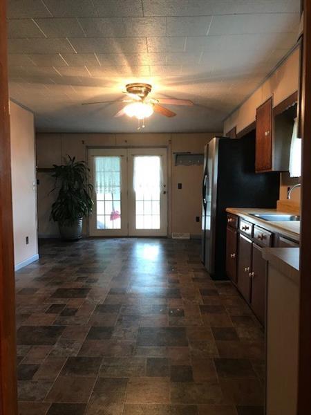 109 Lodge Hall Road Dilliner, PA 15327 - Photo 10 of 25 Gallery Image 10
