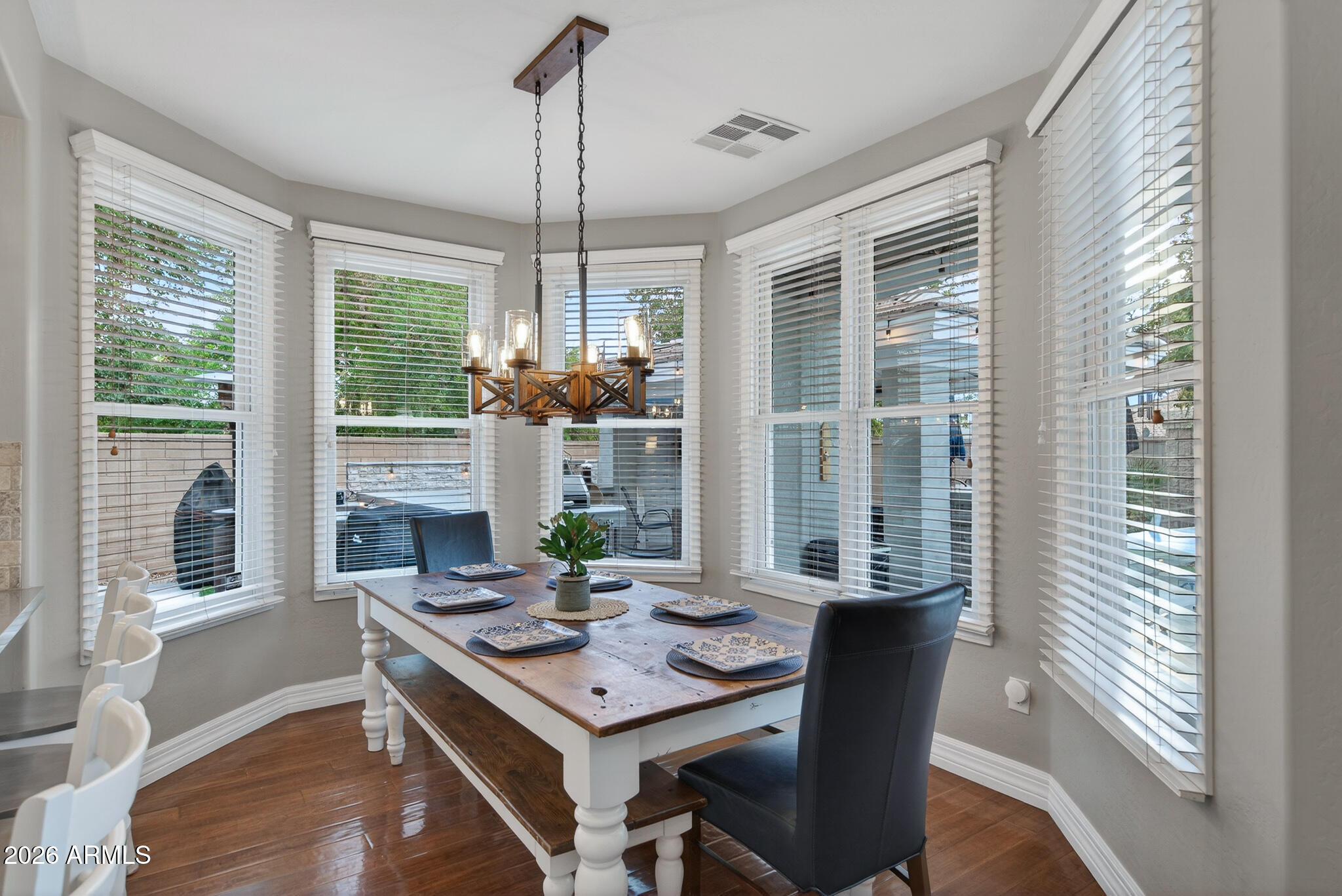 4730 South Robins Way Chandler, AZ 85249 - Photo 10 of 92 10) KITCHEN
