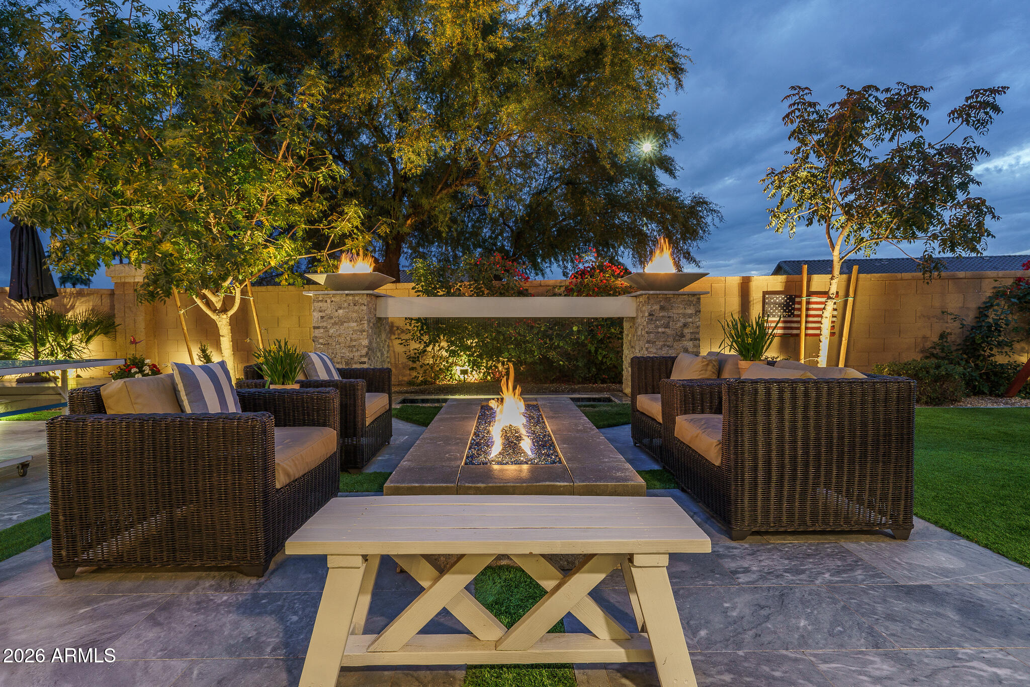 4730 South Robins Way Chandler, AZ 85249 - Photo 23 of 92 23) BACKYARD