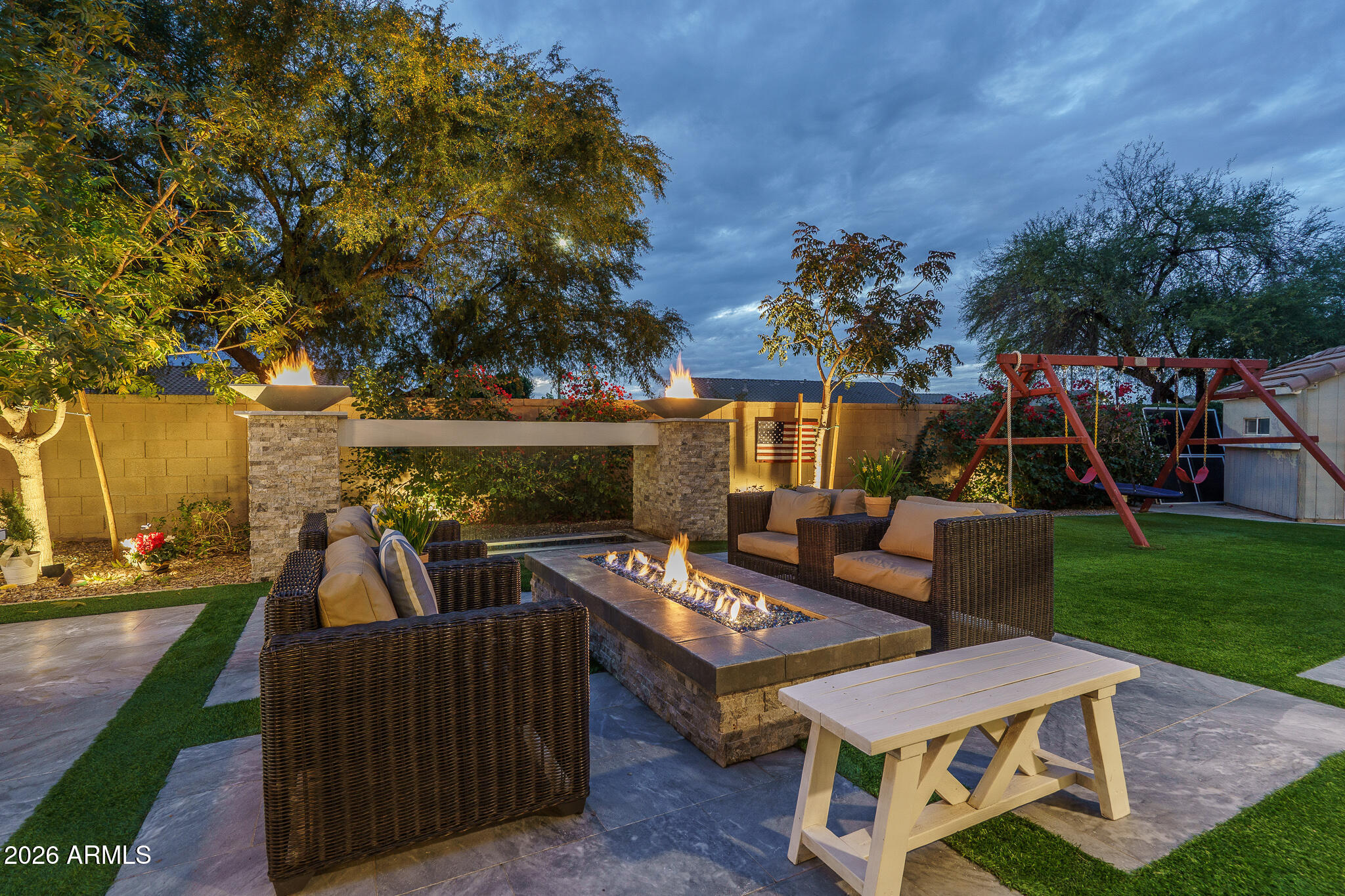 4730 South Robins Way Chandler, AZ 85249 - Photo 31 of 92 31) BACKYARD