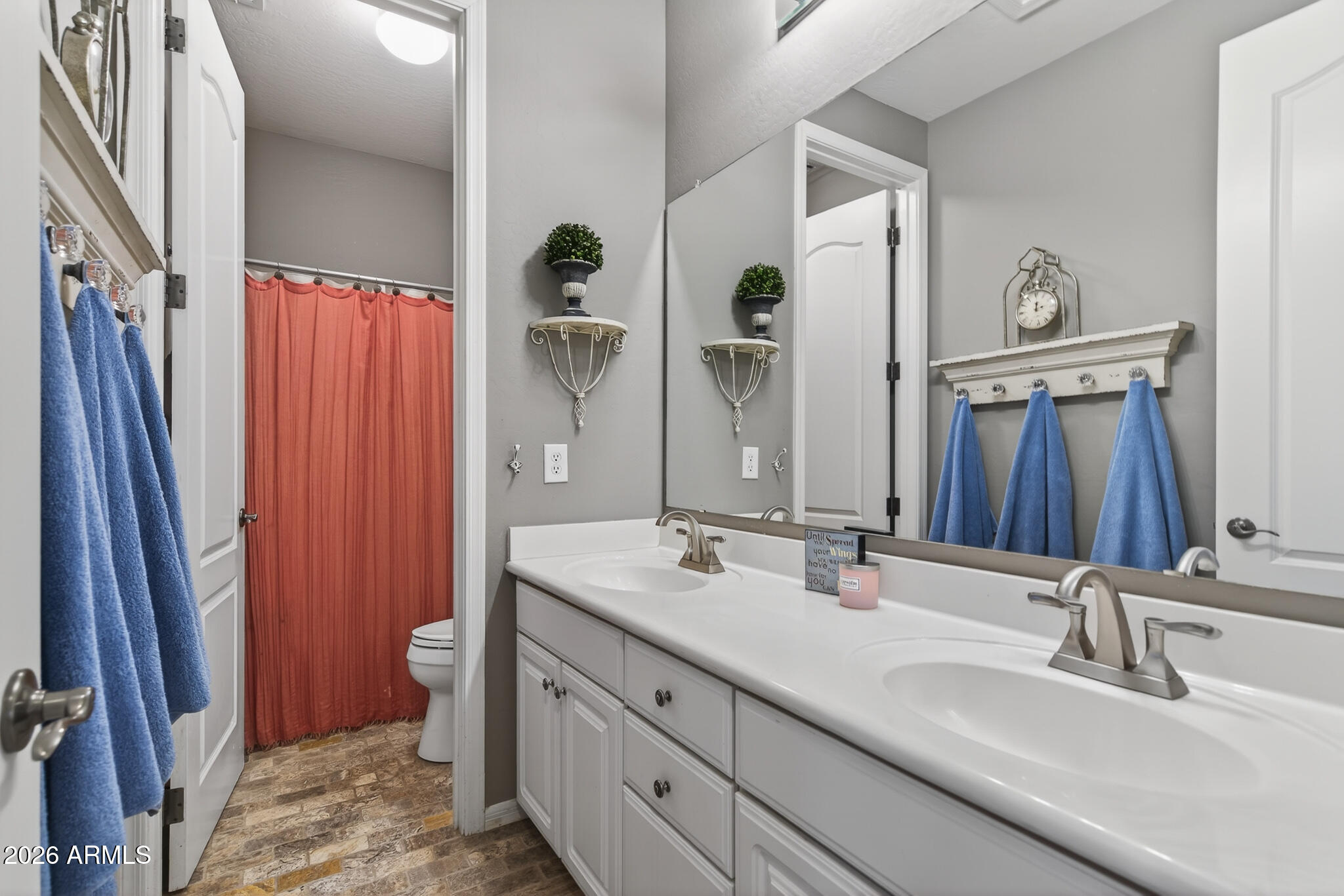 4730 South Robins Way Chandler, AZ 85249 - Photo 50 of 92 50) BATH 2 UP