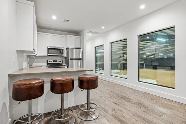 $3,300,000 | 965 Ranch Road 965, Llano, TX 78643