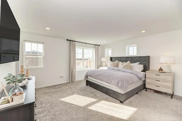 $540,000 | 1030 Bogart Street, Des Plaines, IL 60018