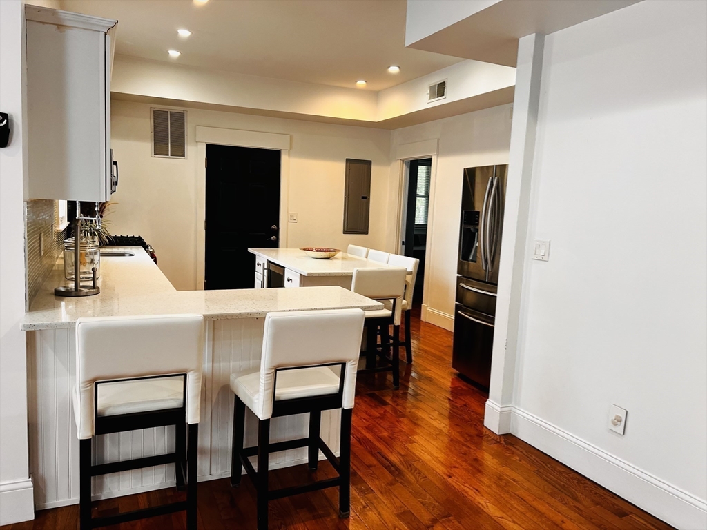 41 Gleason Street Boston, MA 02121 - Photo 14 of 40