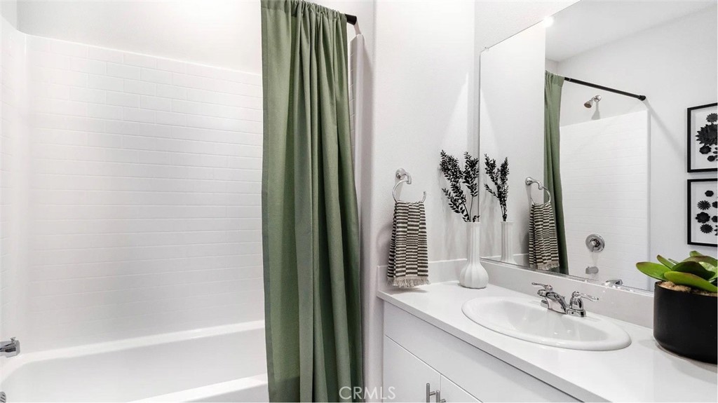 1211 Yeager Avenue Rialto, CA 92376 - Photo 10 of 20 Residence 3 Model - not homesite