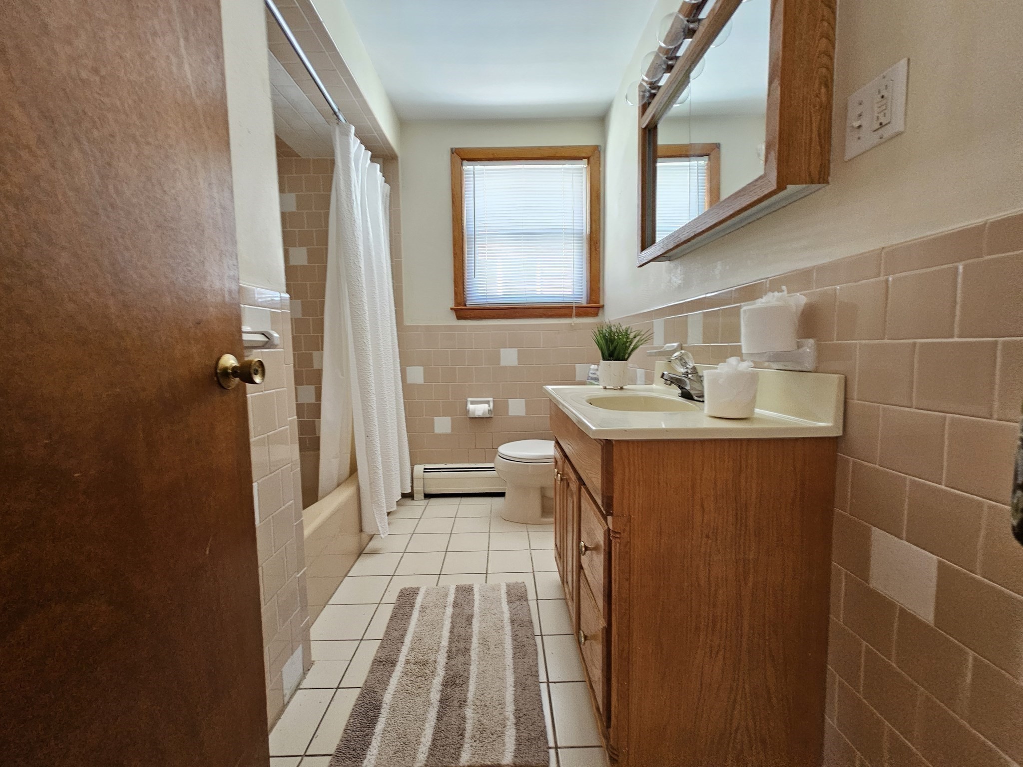 75 Standish Road Revere, MA 02151 - Photo 16 of 31 Gallery Image 16