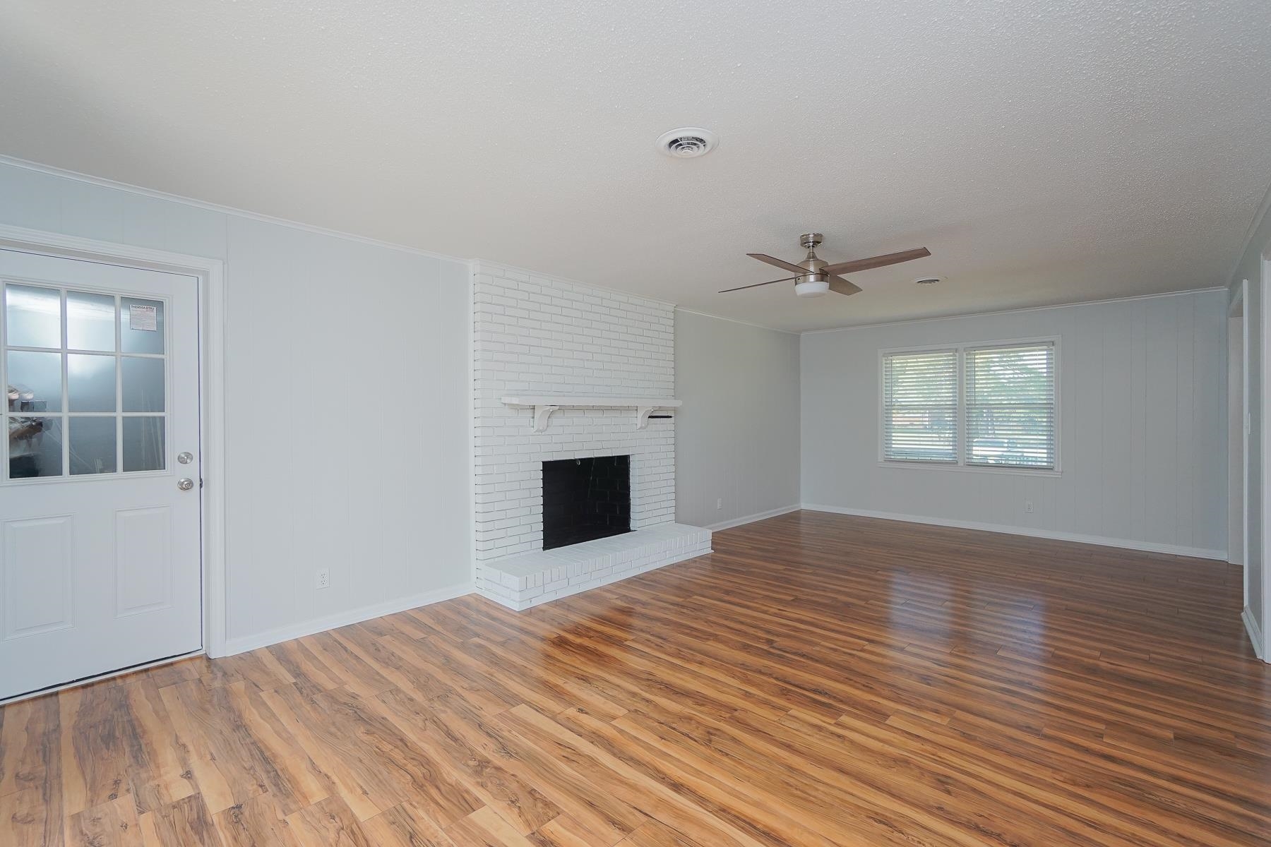 136 Martello Street Moore, SC 29369 - Photo 3 of 17 Gallery Image 3