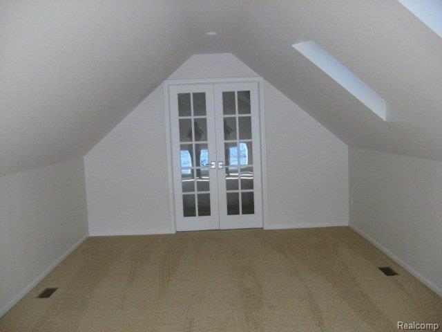 2294 South Hickory Ridge Road Milford, MI 48380 - Photo 14 of 20 BONUS ROOM OR BED # 4 WITH SKYLI