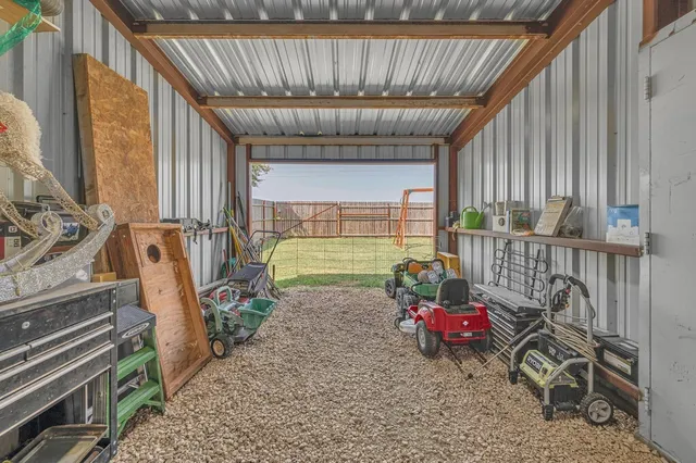 $270,000 | 1506 West 6th Street, McGregor, TX 76657