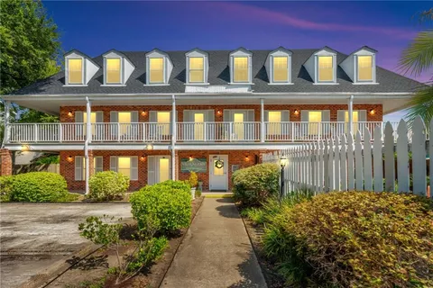 $285,000 | 818 Moss Street, Unit 101, New Orleans, LA 70119