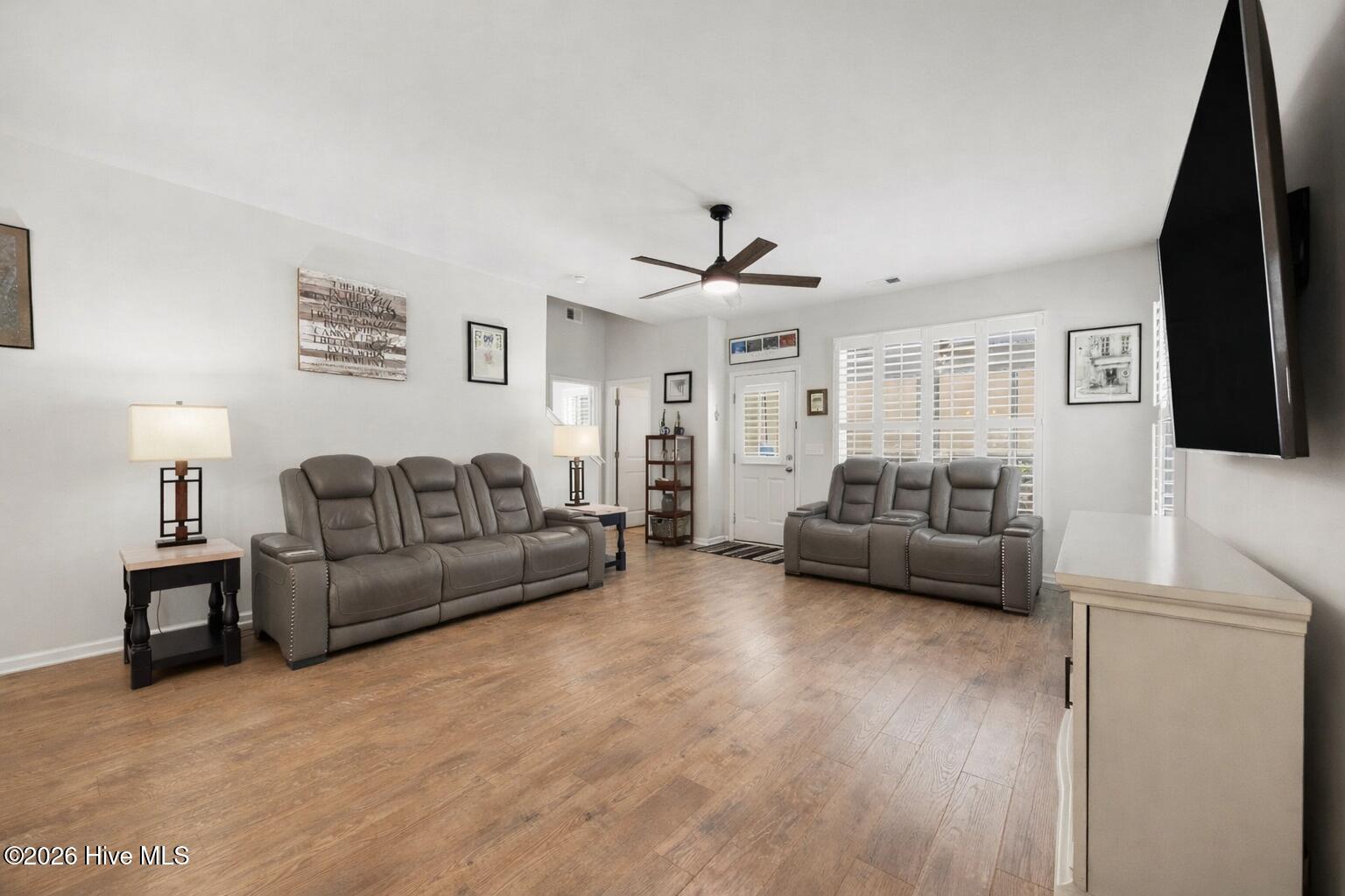 301 Bulkhead Bend Calabash, NC 28467 - Photo 3 of 34 Living