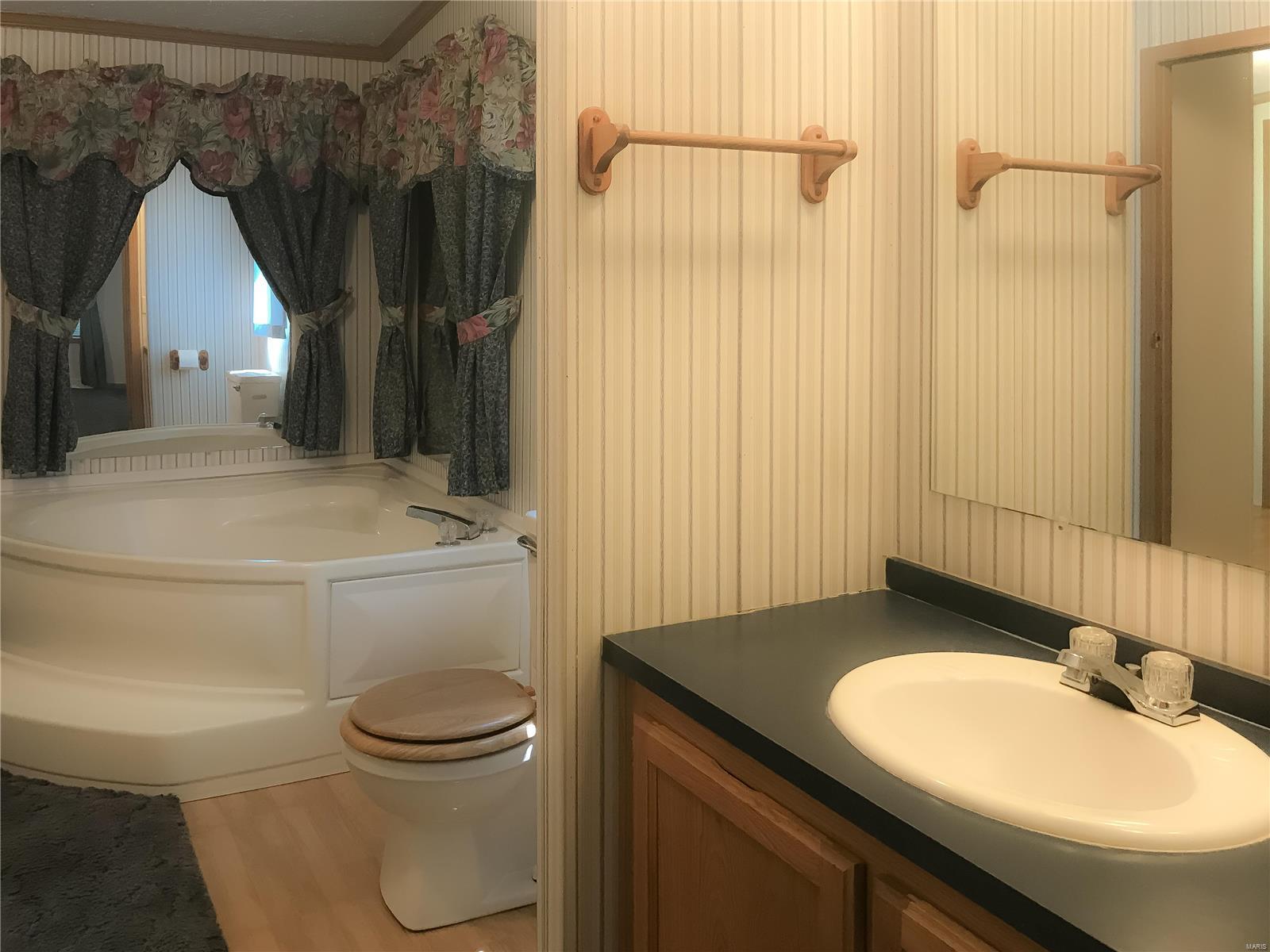 1282 Simmons Road O'Fallon, IL 62269 - Photo 22 of 29