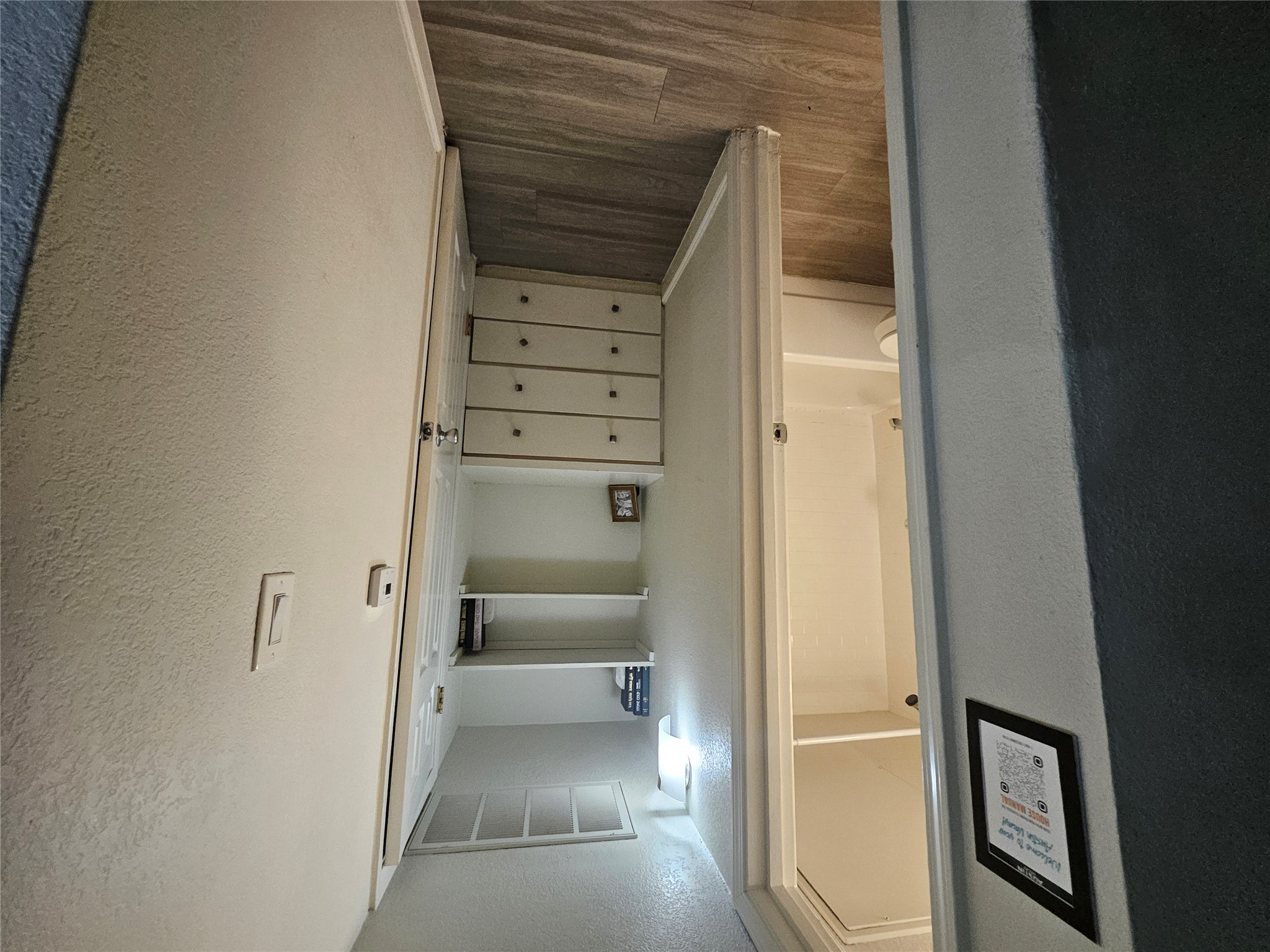 4501 Speedway, Unit 104 Austin, TX 78751 - Photo 5 of 7 a view of a hallway
