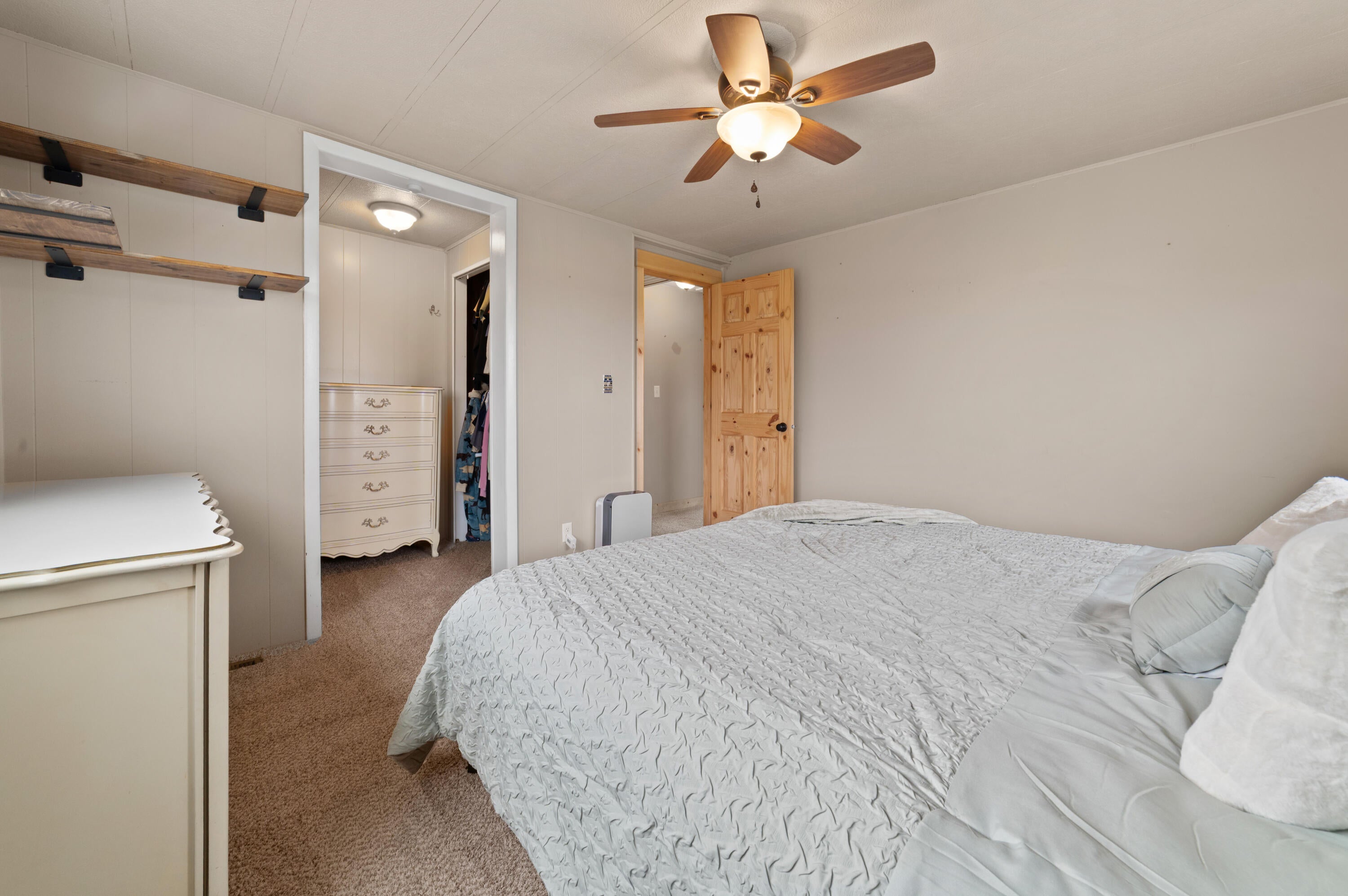 277 Chester Road Gaylord, MI 49735 - Photo 18 of 51 Gallery Image 18