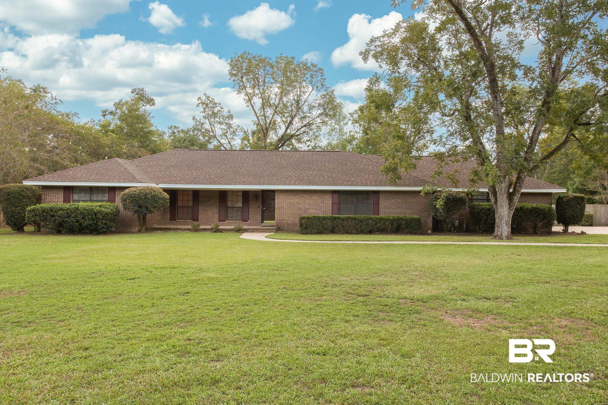 405 West Fern Avenue Foley, AL 36535 - Photo 1 of 42 All Brick Home on .92 acr