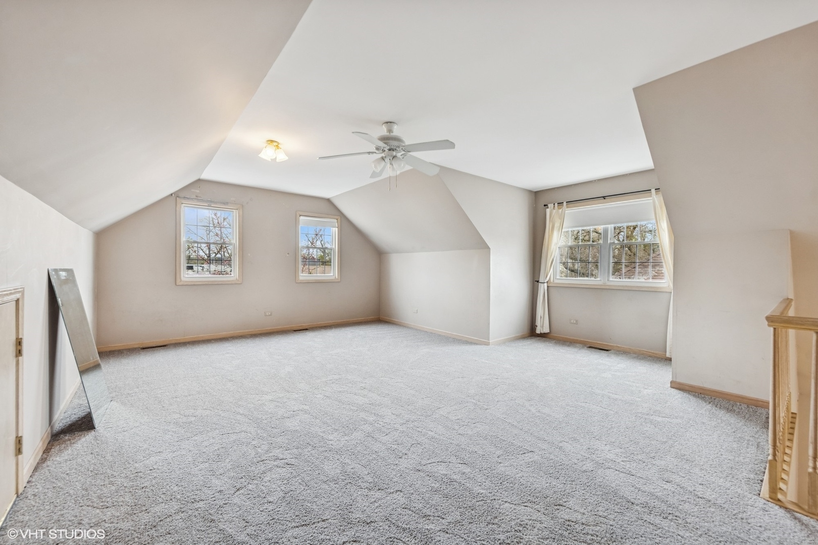 427 West St Charles Road Elmhurst, IL 60126 - Photo 15 of 23 Gallery Image 15