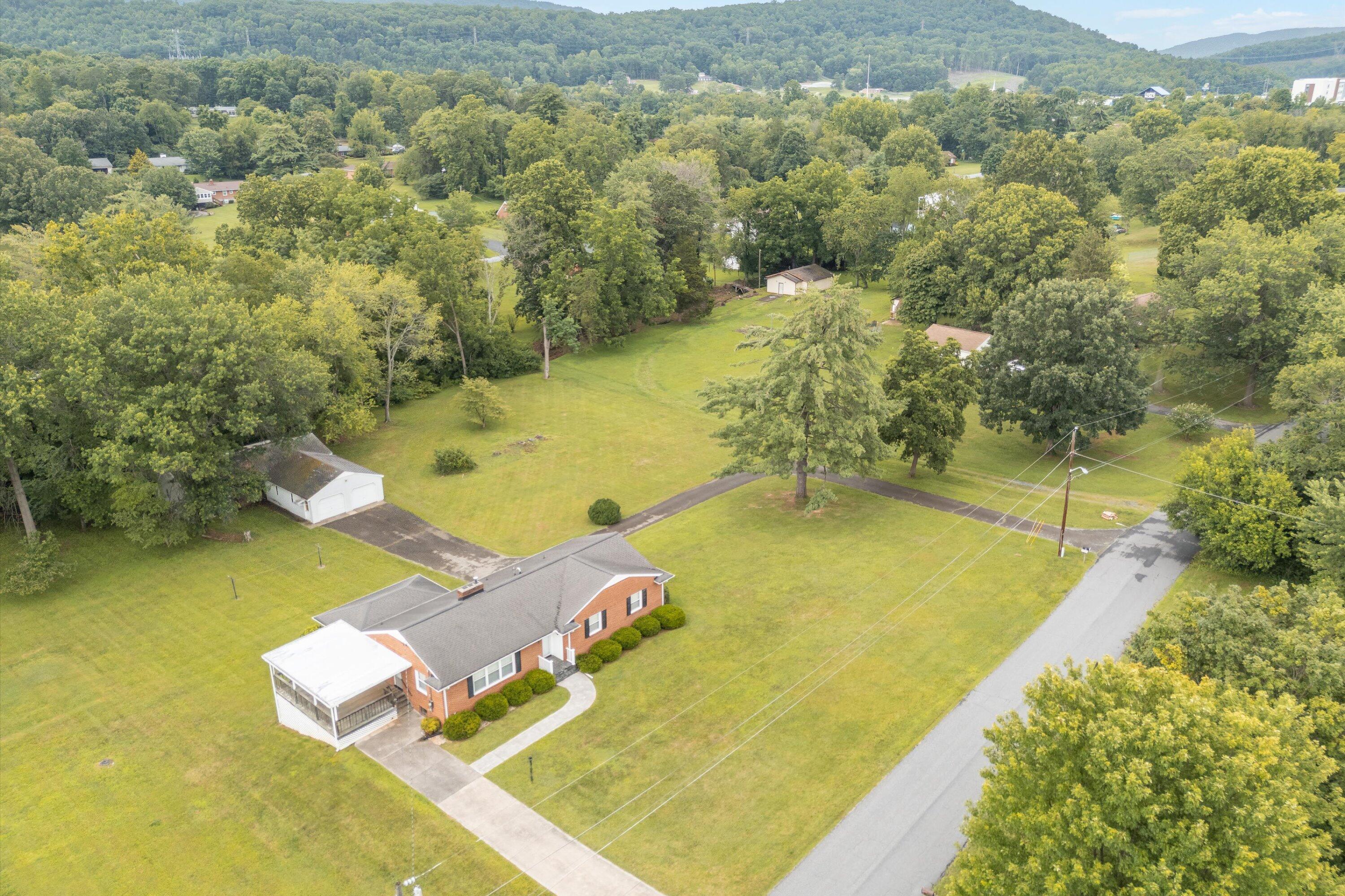 41-6840 Tinkerdale Rd Drone_03