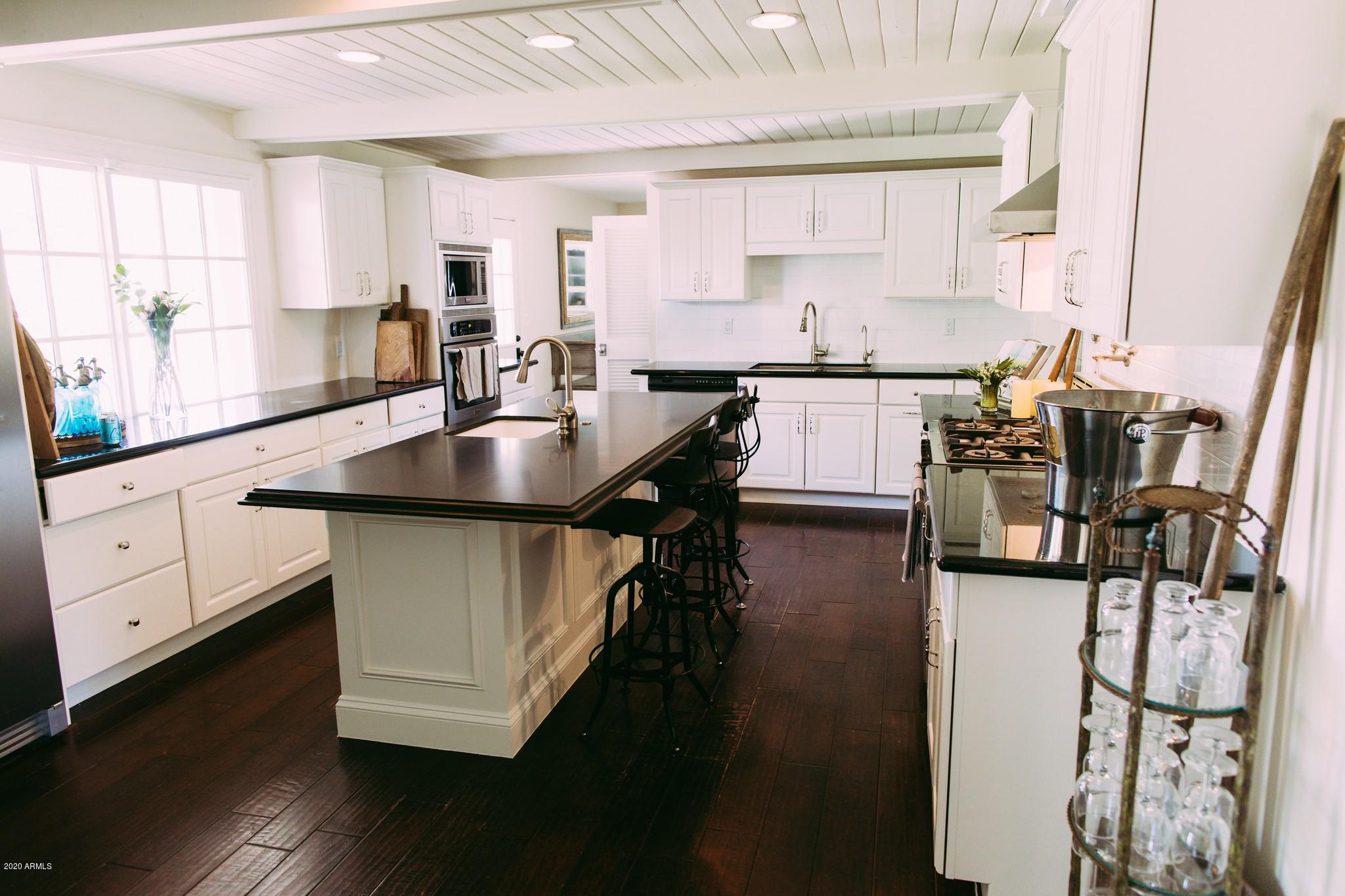 4701 North Dromedary Road Phoenix, AZ 85018 - Photo 111 of 130 Dromedary Home - For Sale - Arcadia-117