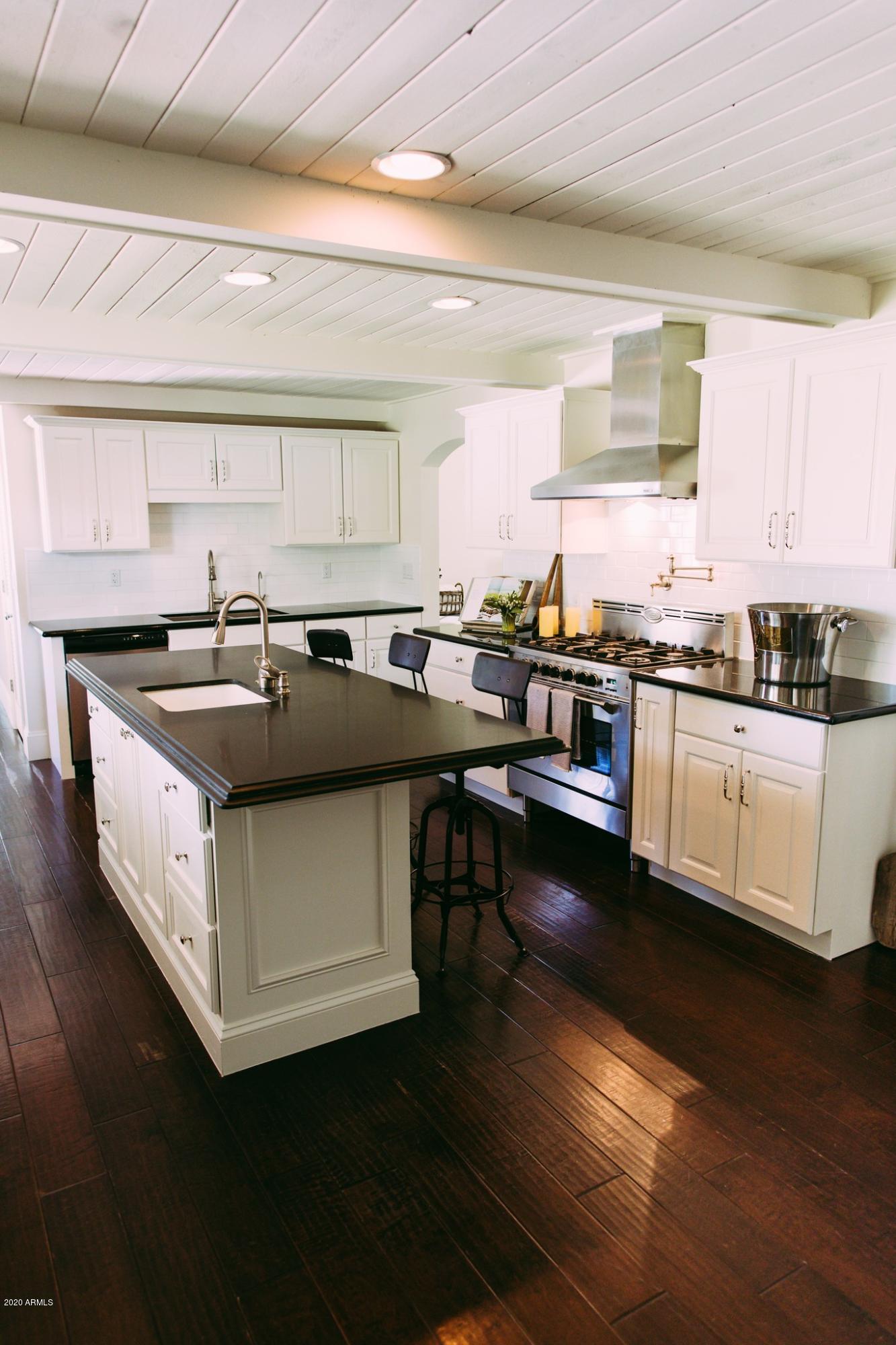 4701 North Dromedary Road Phoenix, AZ 85018 - Photo 112 of 130 Dromedary Home - For Sale - Arcadia-118