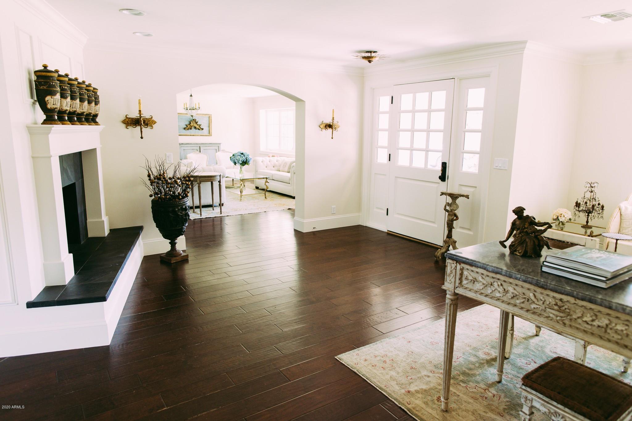 4701 North Dromedary Road Phoenix, AZ 85018 - Photo 12 of 130 Dromedary Home - For Sale - Arcadia-44