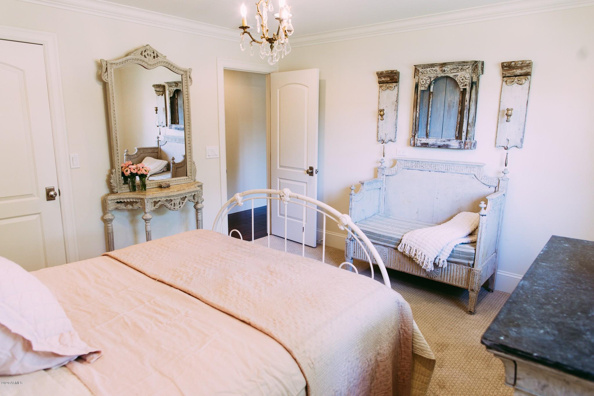 4701 North Dromedary Road Phoenix, AZ 85018 - Photo 32 of 130 Dromedary Home - For Sale - Arcadia-20