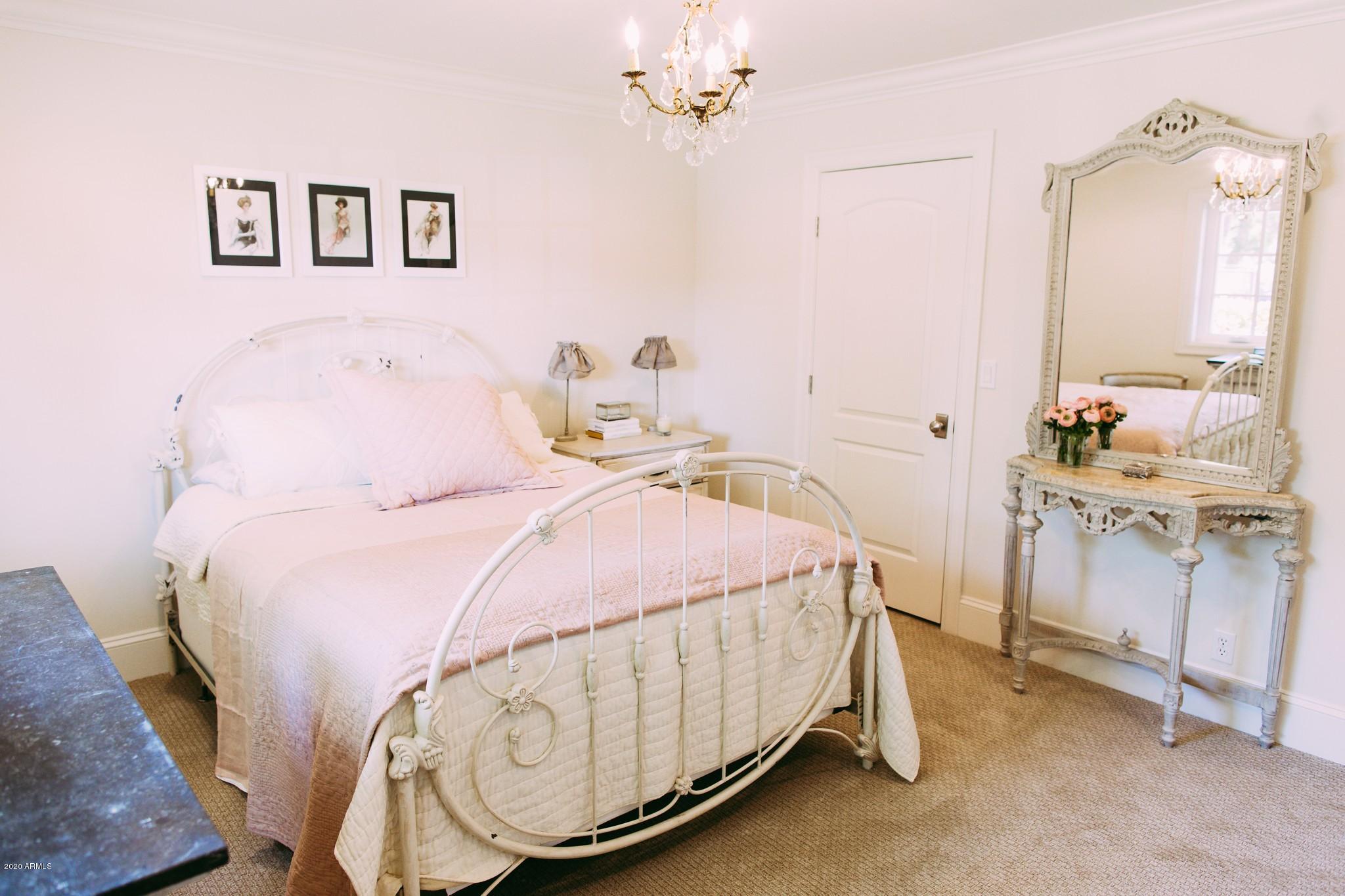 4701 North Dromedary Road Phoenix, AZ 85018 - Photo 33 of 130 Dromedary Home - For Sale - Arcadia-21