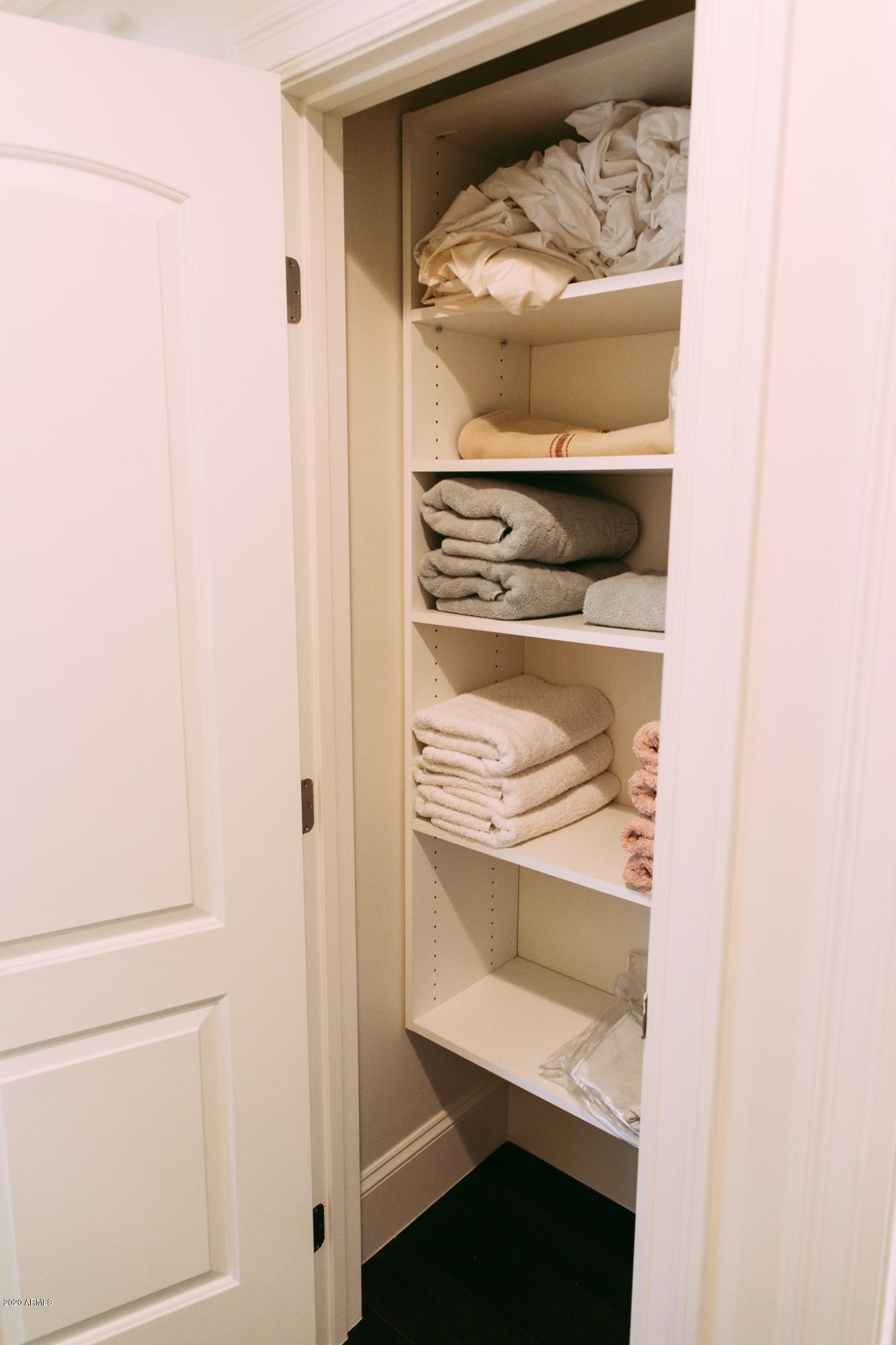 4701 North Dromedary Road Phoenix, AZ 85018 - Photo 44 of 130 Dromedary Home - For Sale - Arcadia-32