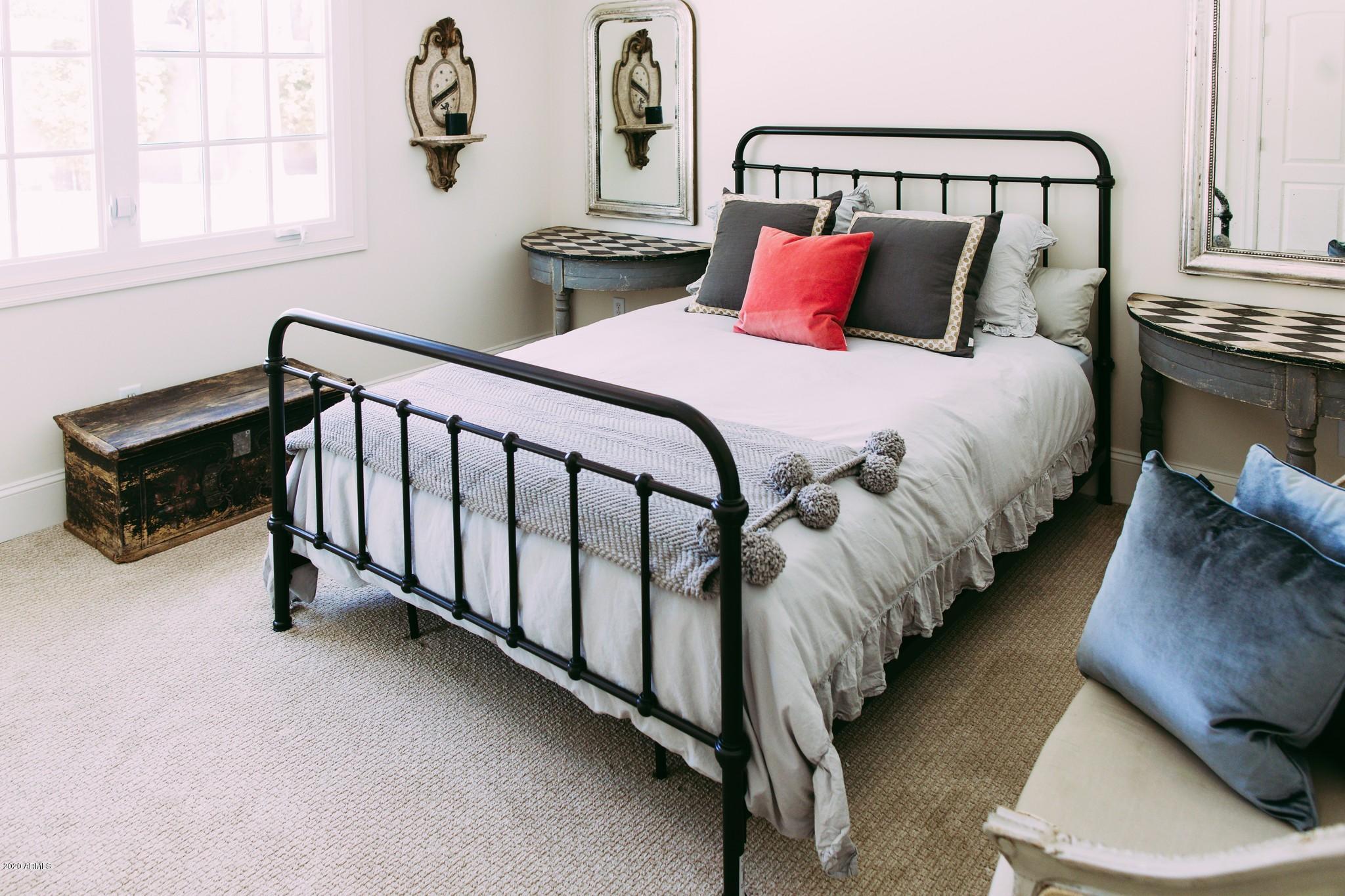 4701 North Dromedary Road Phoenix, AZ 85018 - Photo 69 of 130 Dromedary Home - For Sale - Arcadia-58