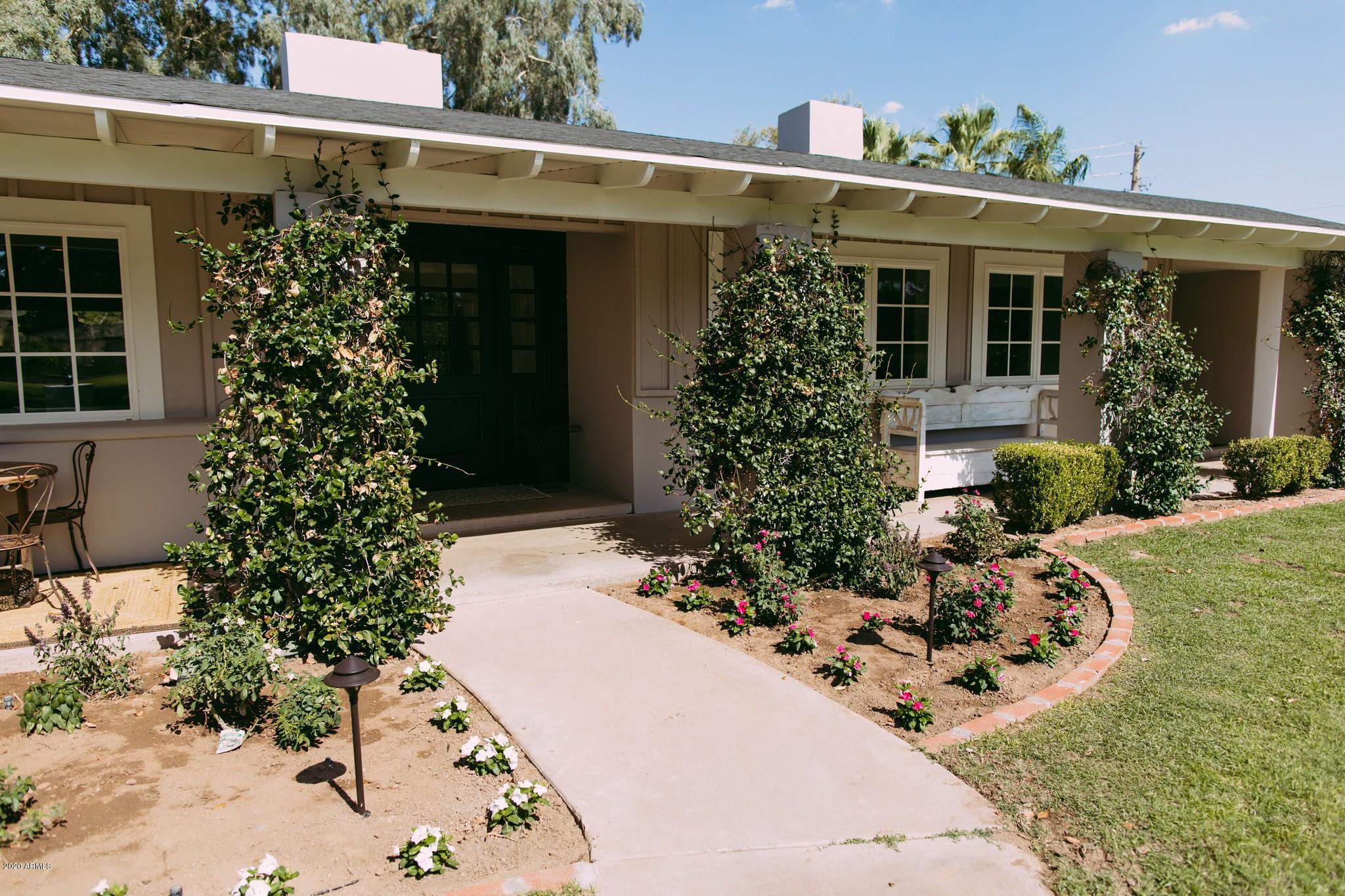 4701 North Dromedary Road Phoenix, AZ 85018 - Photo 8 of 130 Dromedary Home - For Sale - Arcadia-167