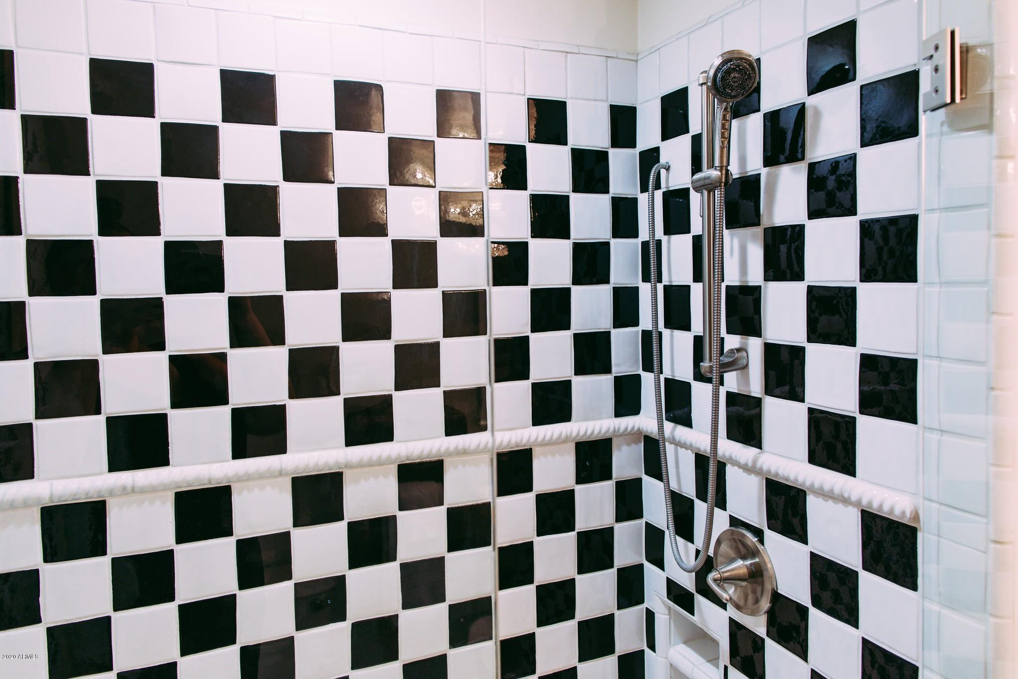 4701 North Dromedary Road Phoenix, AZ 85018 - Photo 81 of 130 Dromedary Home - For Sale - Arcadia-70