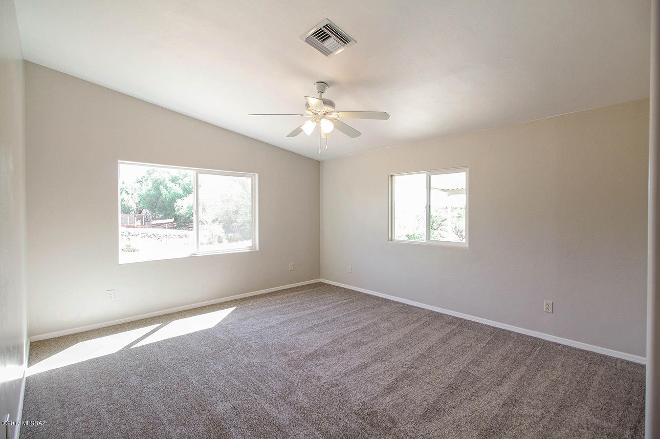 13475 East Kahlua Road Vail, AZ 85641 - Photo 15 of 31 Gallery Image 15