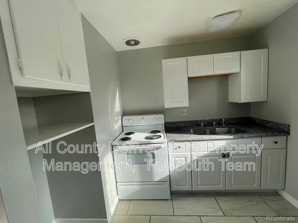 $795 | 9597 East 19th Avenue, Unit 6, Aurora, CO 80010