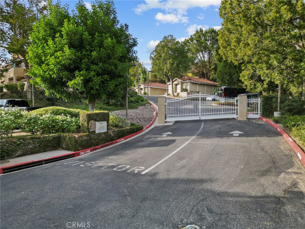 2731 Erringer Road, Unit 33 Simi Valley, CA 93065 - Photo 20 of 20