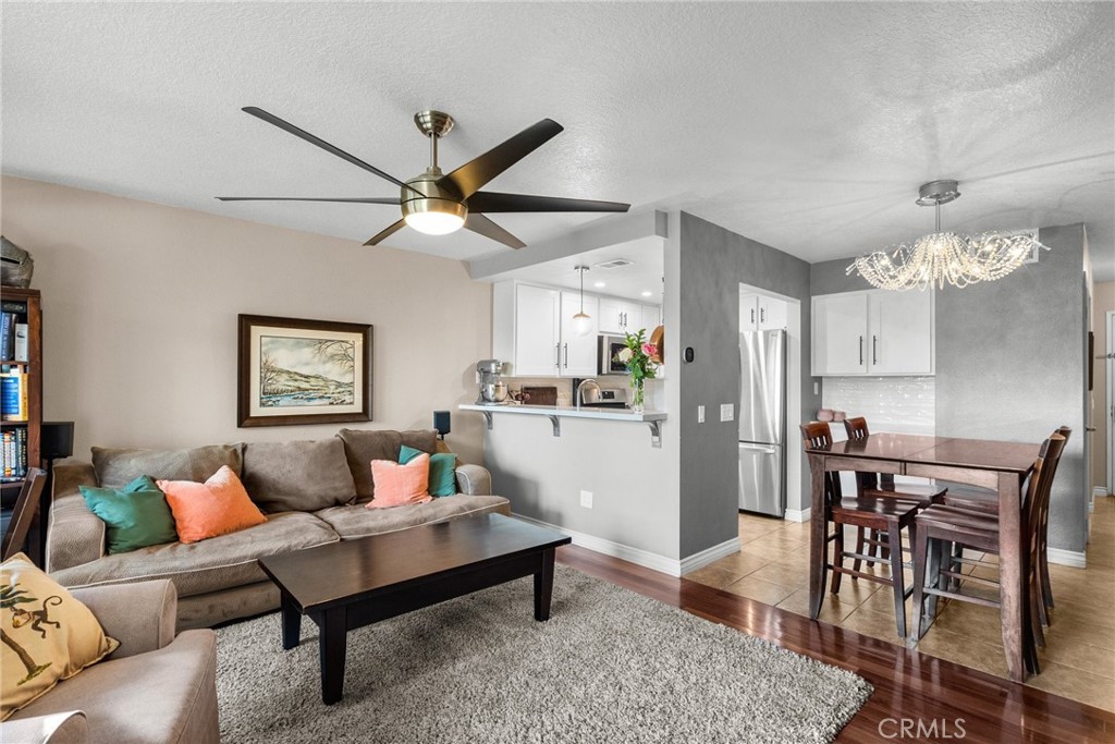 2731 Erringer Road, Unit 33 Simi Valley, CA 93065 - Photo 8 of 20