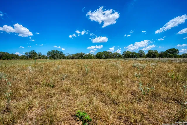 $115,000 | 165 Sanctuary Lane, Unit 5, Von Ormy, TX 78073