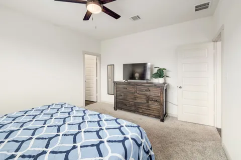 $300,000 | 224 Lavaca River Lane, Hutto, TX 78634