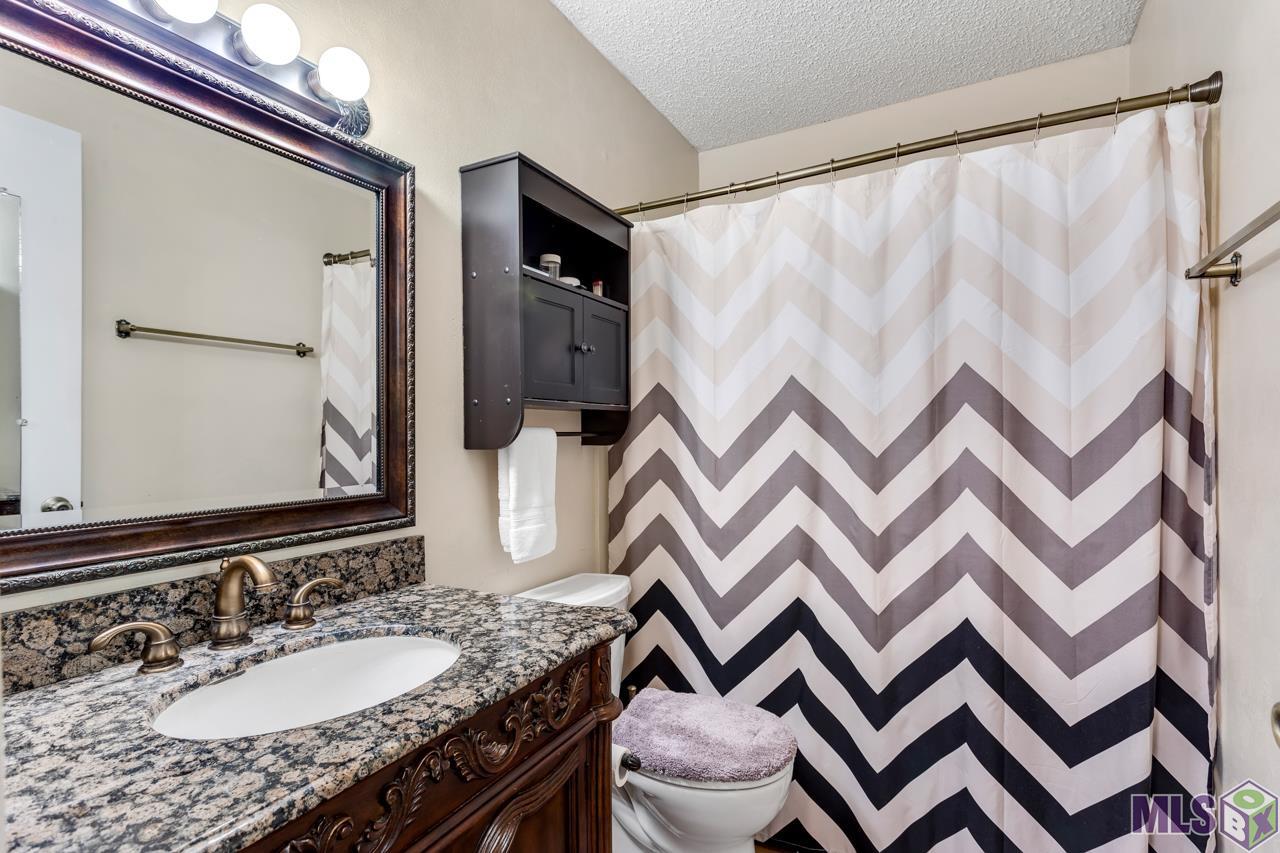 4330 Stumberg Lane Baton Rouge, LA 70816 - Photo 3 of 10 Gallery Image 3
