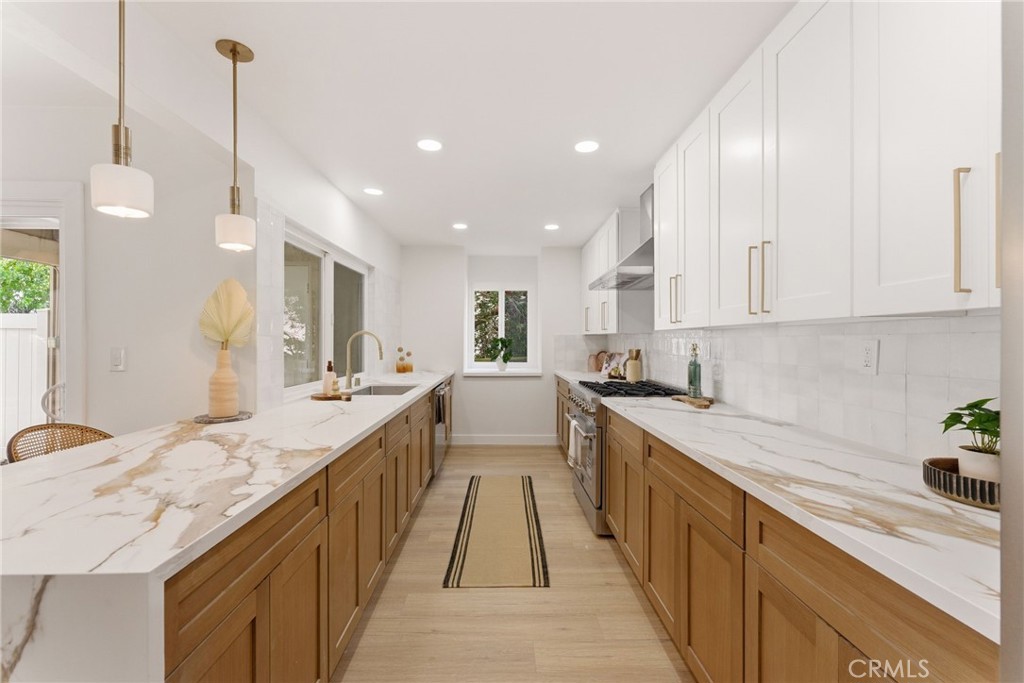 245 Countryhaven Road Encinitas, CA 92024 - Photo 12 of 35